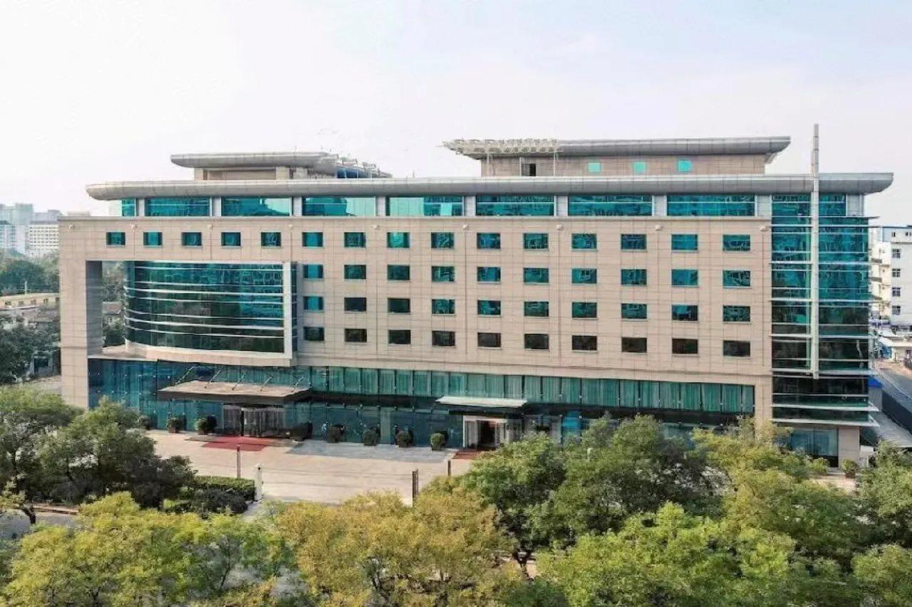 Beijing Oriental Palace Hotel Exterior photo